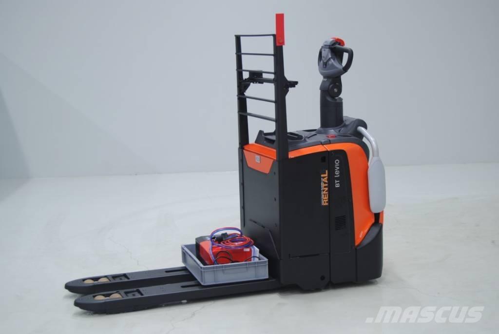 Toyota LPE250 Carrelli elevatori bassi a piattaforma
