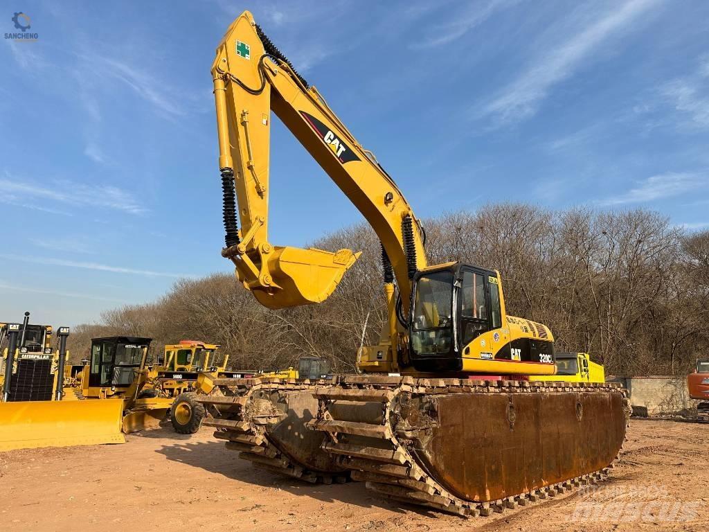 CAT 320 C L Escavatori anfibi