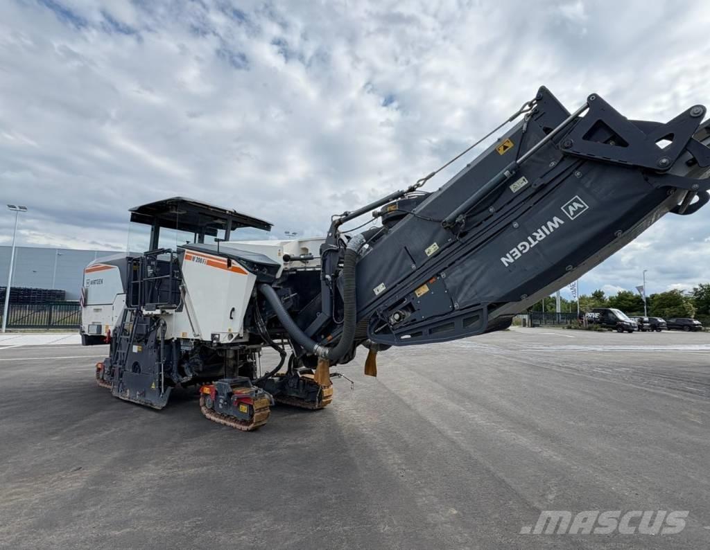 Wirtgen W 200 Fi Fresa a freddo per asfalto