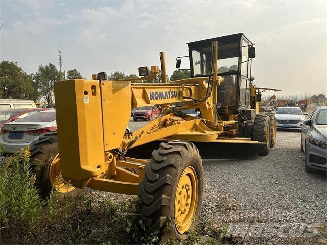 Komatsu GD655 Motorgraders