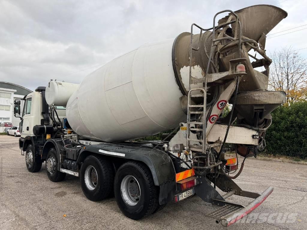 Astra HD8 84.48-80 Autobetoniere