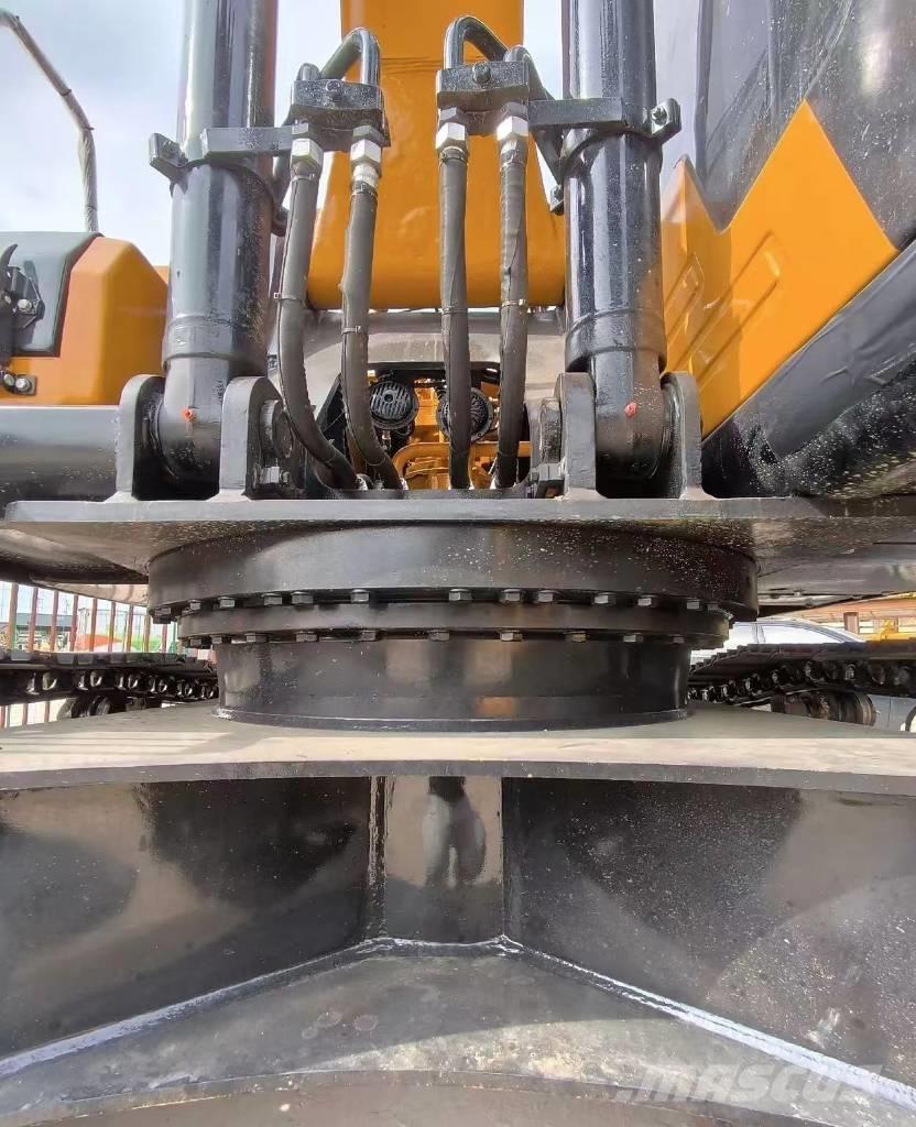 Sany SY 215 Escavatori cingolati