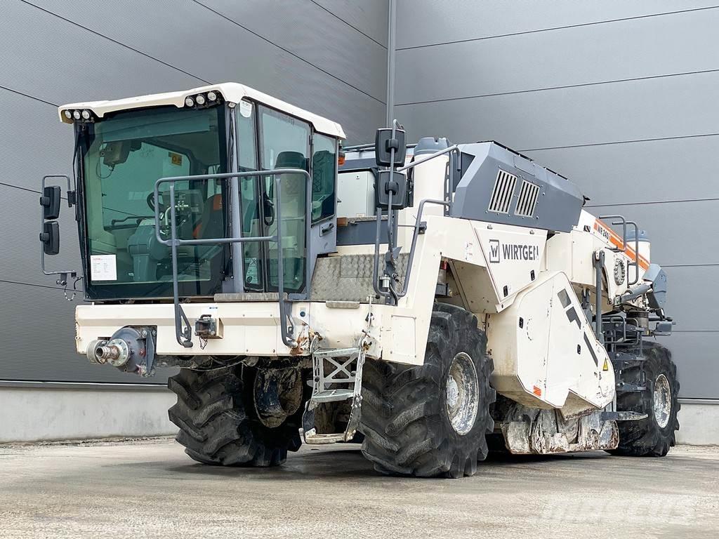 Wirtgen WR 240I Riciclatori d'asfalto