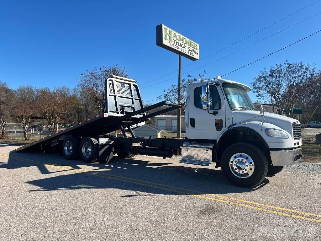 Freightliner M2 Carroattrezzi