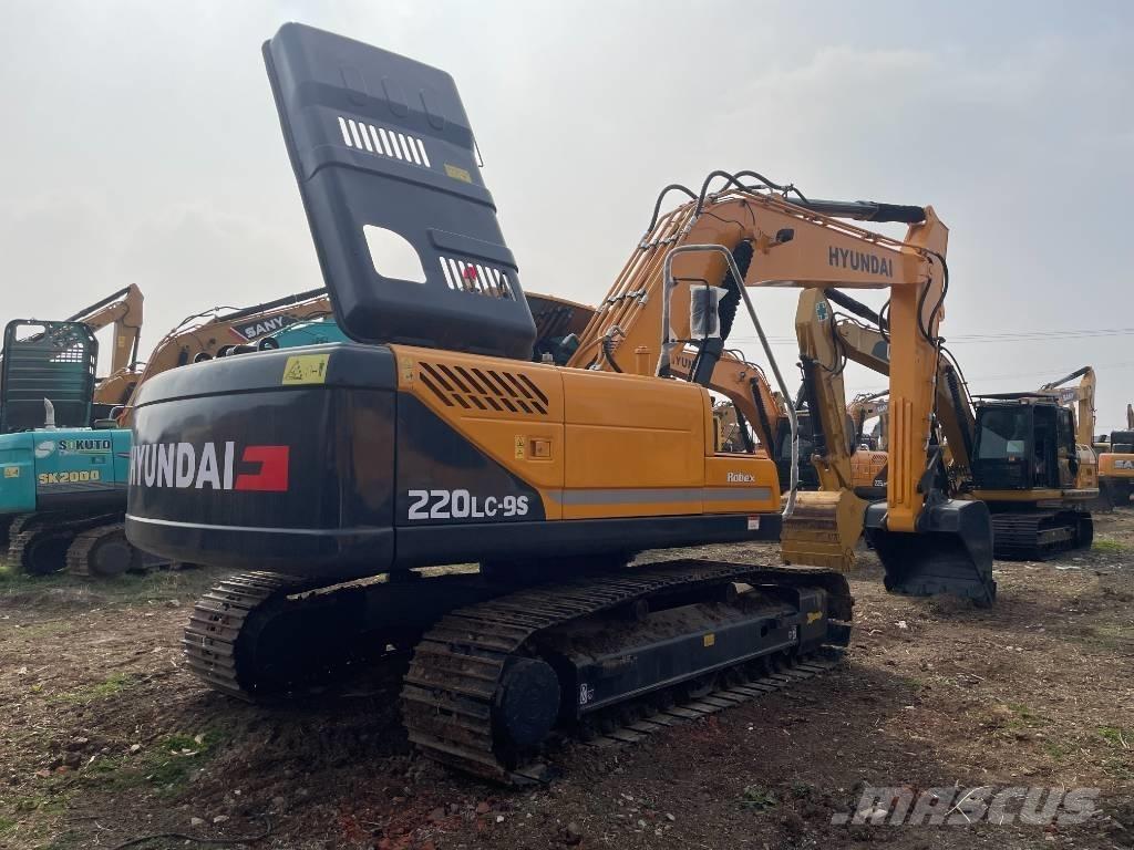 Hyundai 225LC-9S Escavatori cingolati