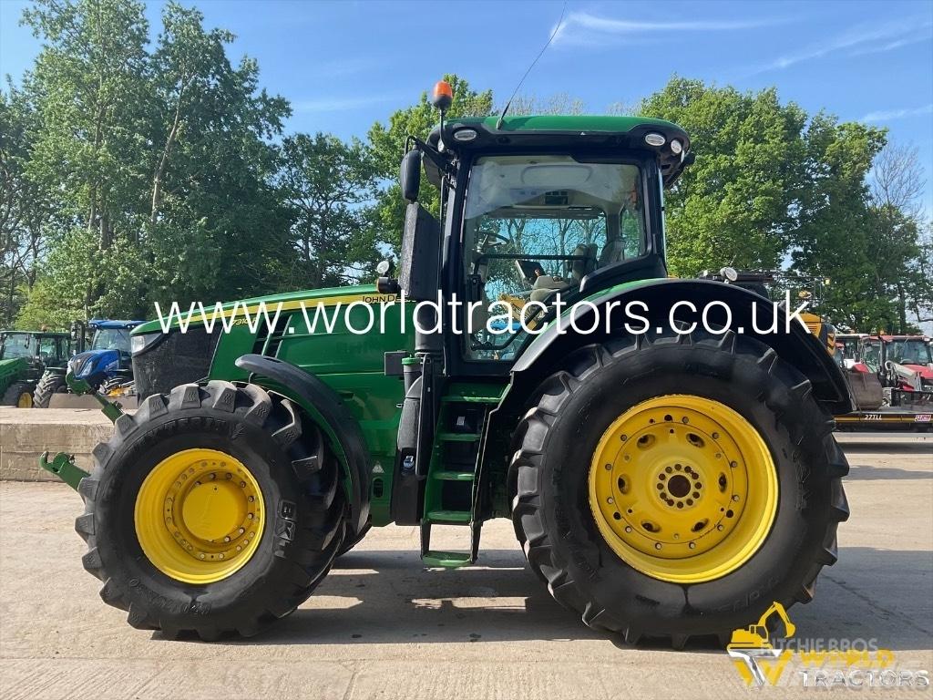 John Deere 7310 R Trattori