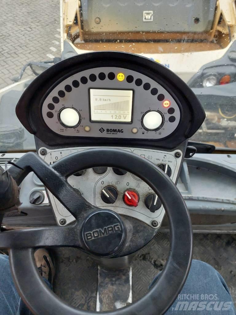 Bomag BW 161 AD-5 Rulli a doppio tamburo