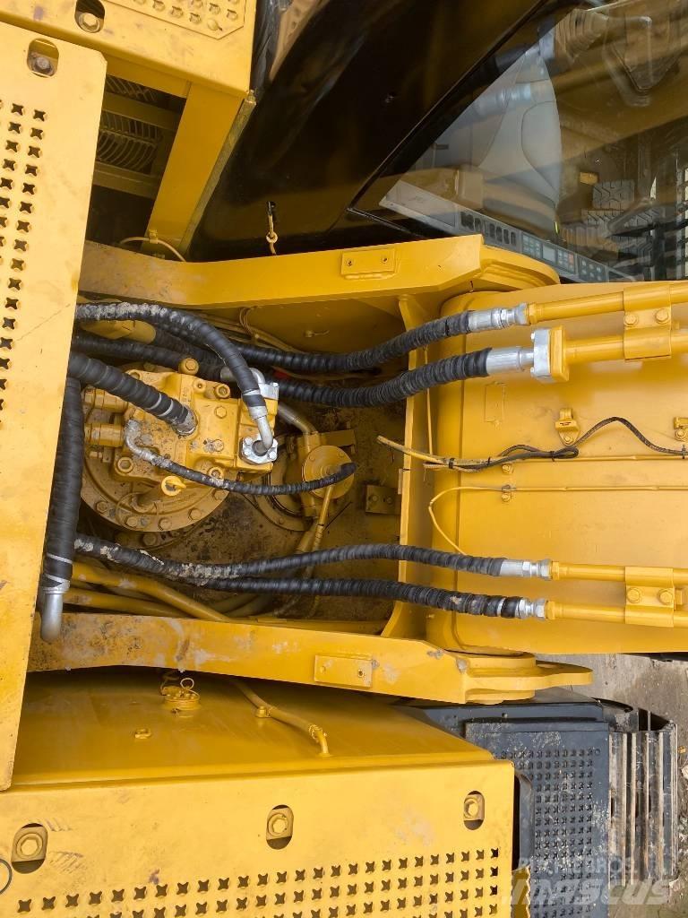 CAT 330 D Escavatori cingolati