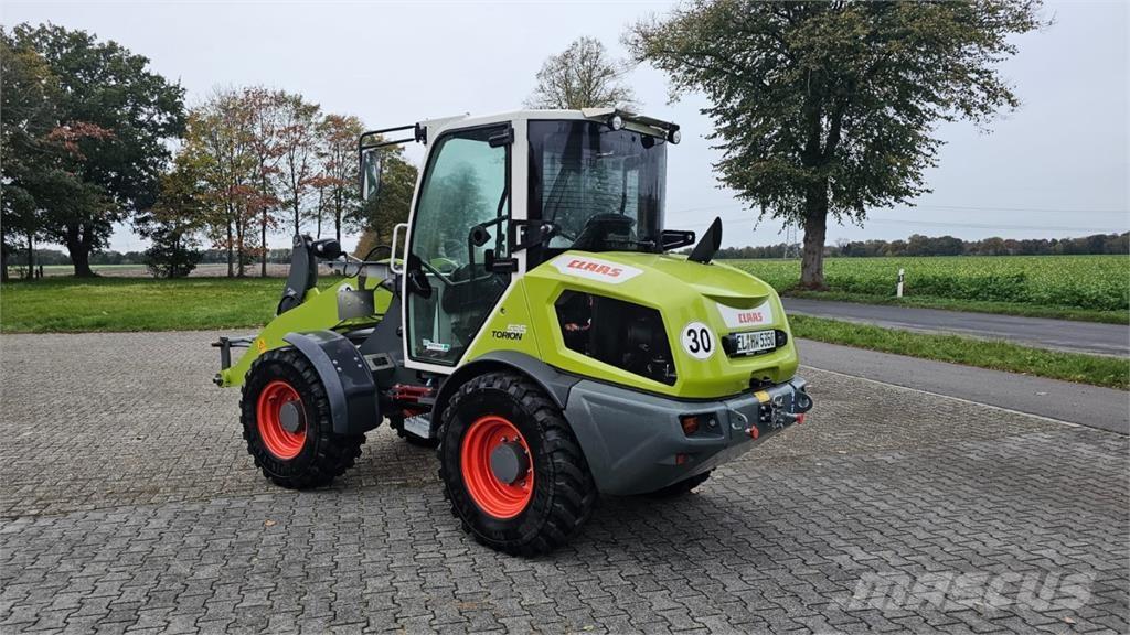 CLAAS Torion 535 Pale gommate