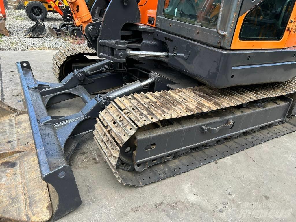 Doosan DX 80 R Escavatori medi 7t - 12t