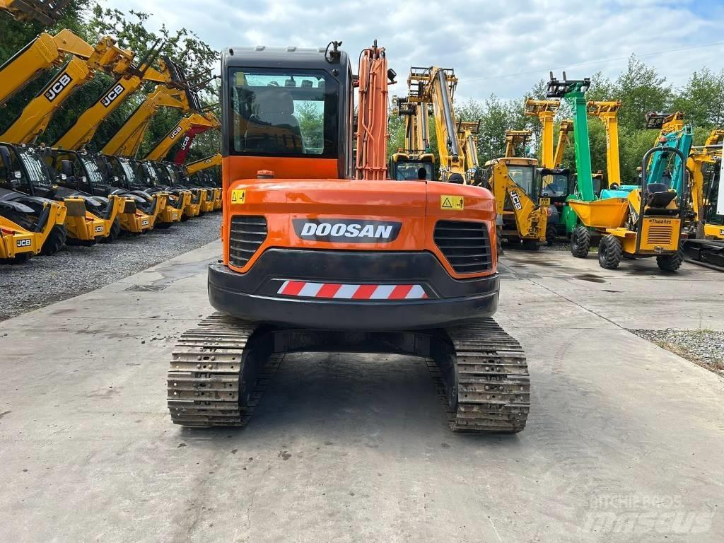 Doosan DX 80 R Escavatori medi 7t - 12t