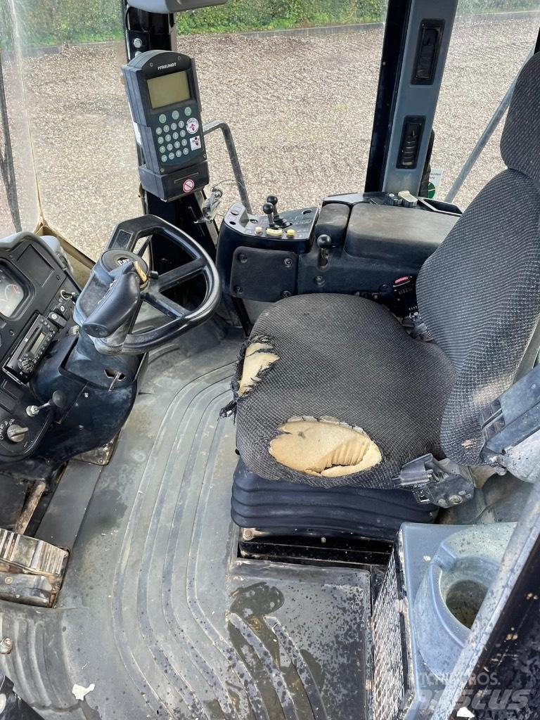 CAT 966H Pale gommate