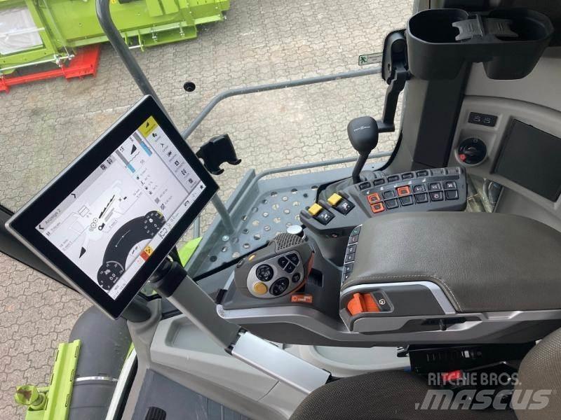CLAAS TRION 650 Mietitrebbiatrici