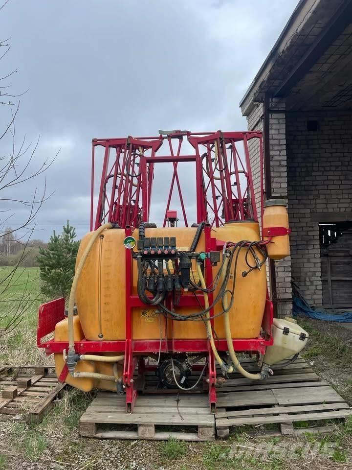 Junkkari 1300/4 Irroratori montati