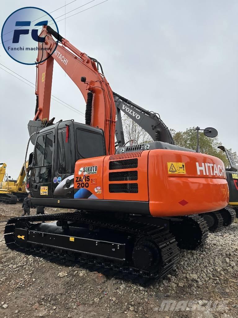 Hitachi ZX 200 Escavatori cingolati