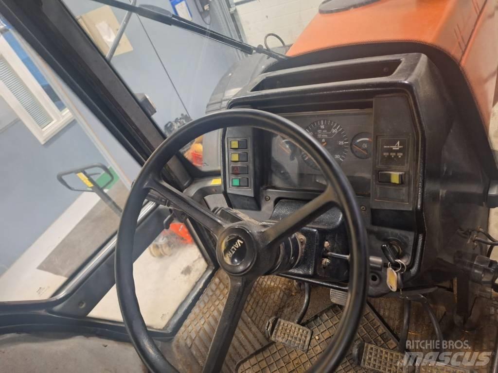 Valtra Valmet 8100E Trattori