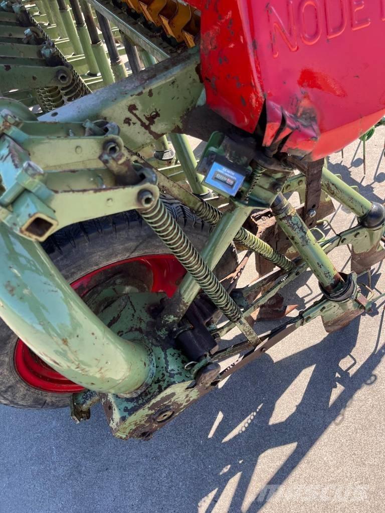 Nodet Zaaimachine Perforatrici