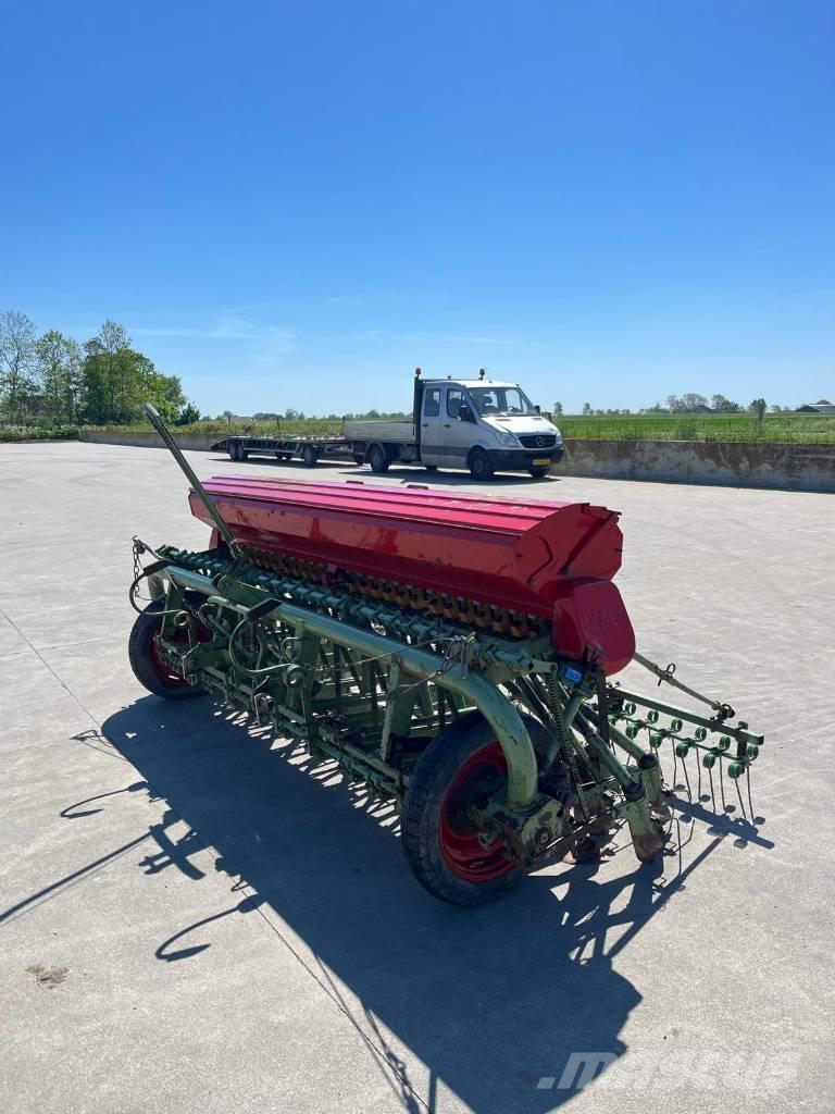 Nodet Zaaimachine Perforatrici