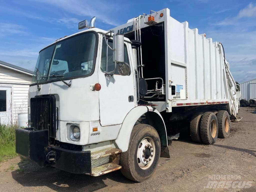 Volvo WX64 Camion dei rifiuti