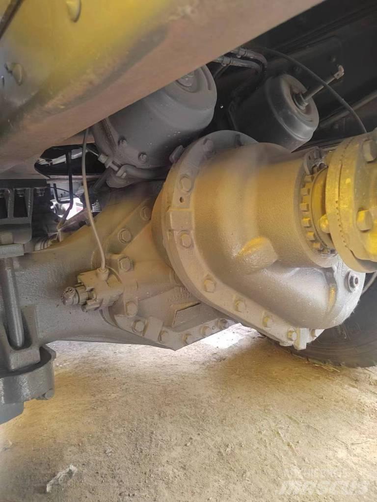 Howo 371 8x4 Camion ribaltabili