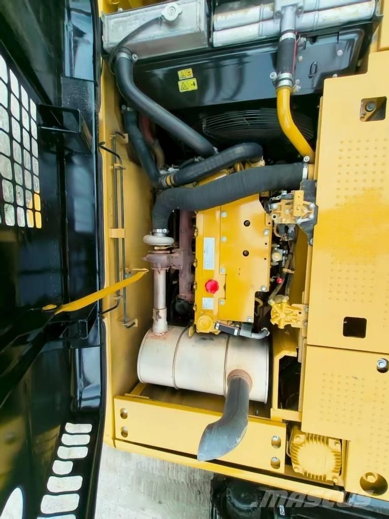 CAT 320 D Escavatori cingolati