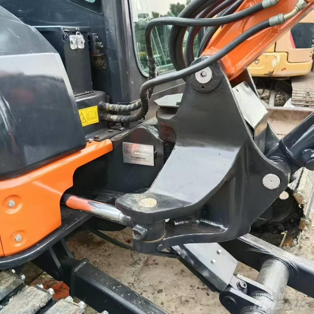 Hitachi ZX 50 U Miniescavatori