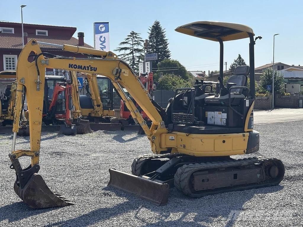 Komatsu PC26MR-3 Miniescavatori
