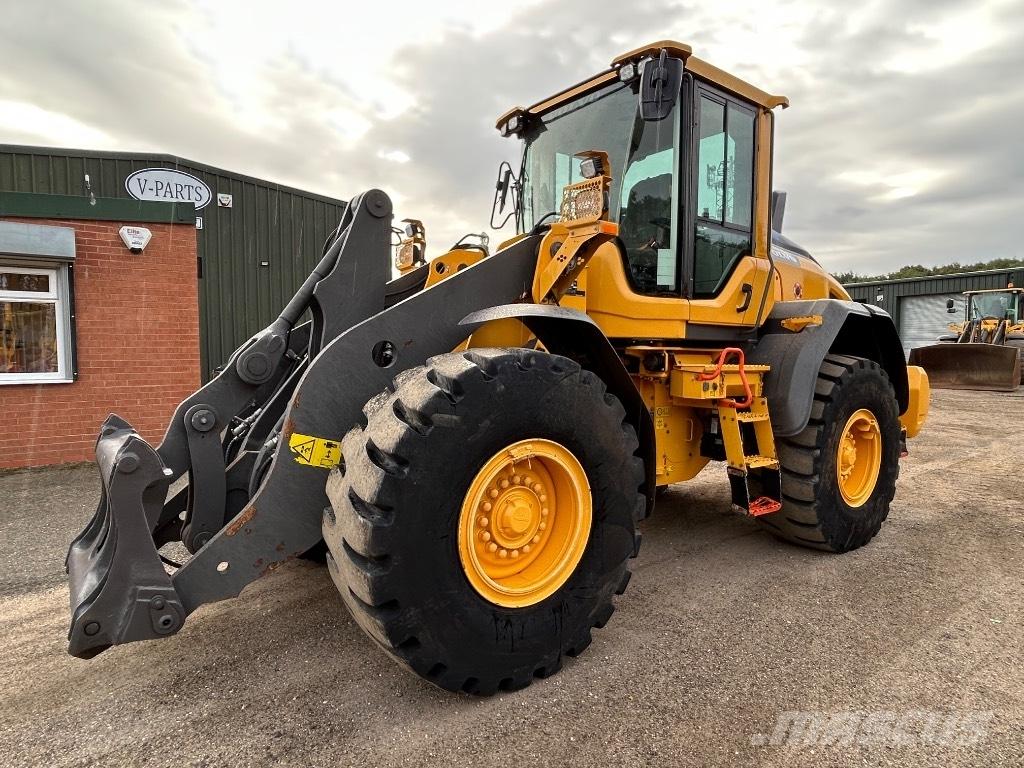 Volvo L90H Pale gommate