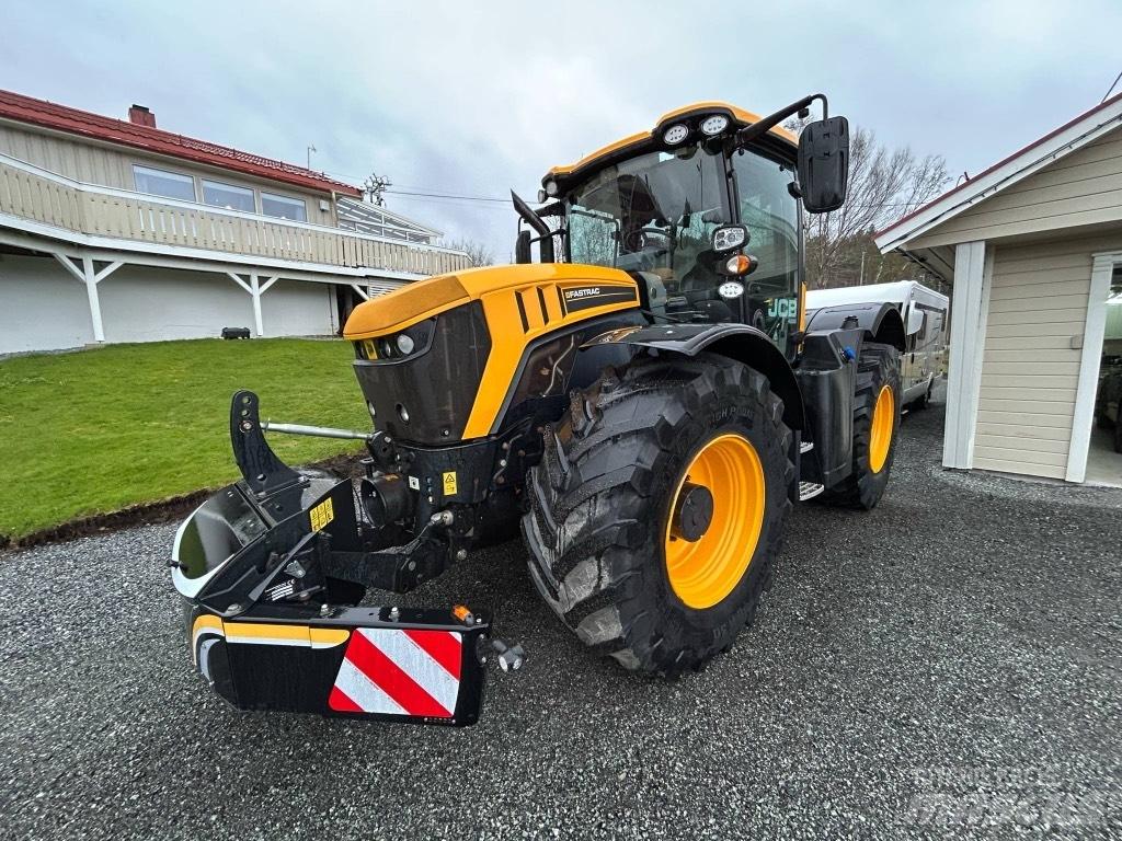 JCB 4220 FASTRAC Trattori