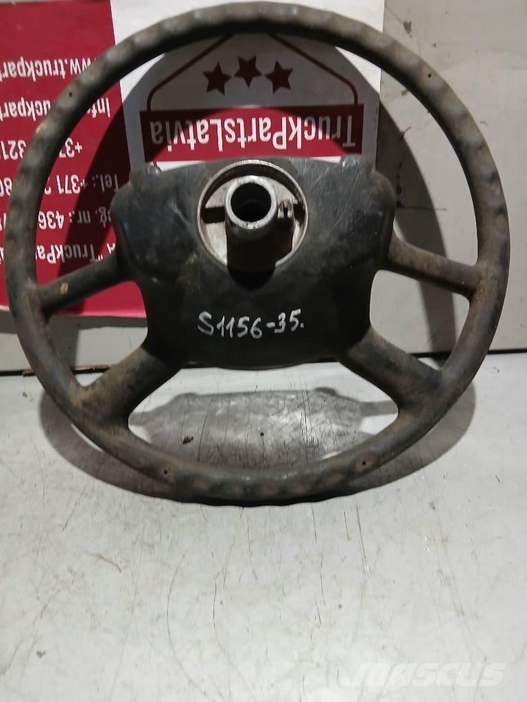 Scania 144    1327026 Cabine e interni