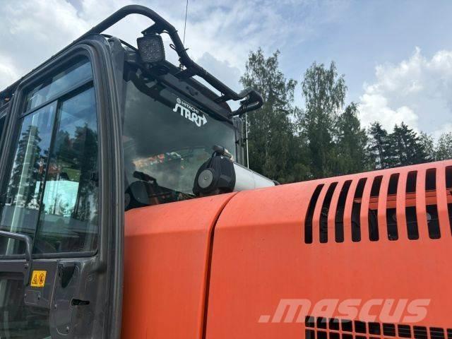 Hitachi ZX170W-3 Escavatori gommati