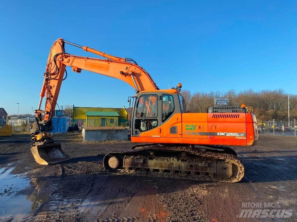 Doosan DX 255 LC Escavatori cingolati