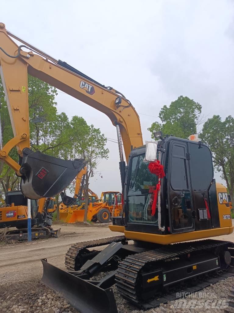 CAT 307 Miniescavatori