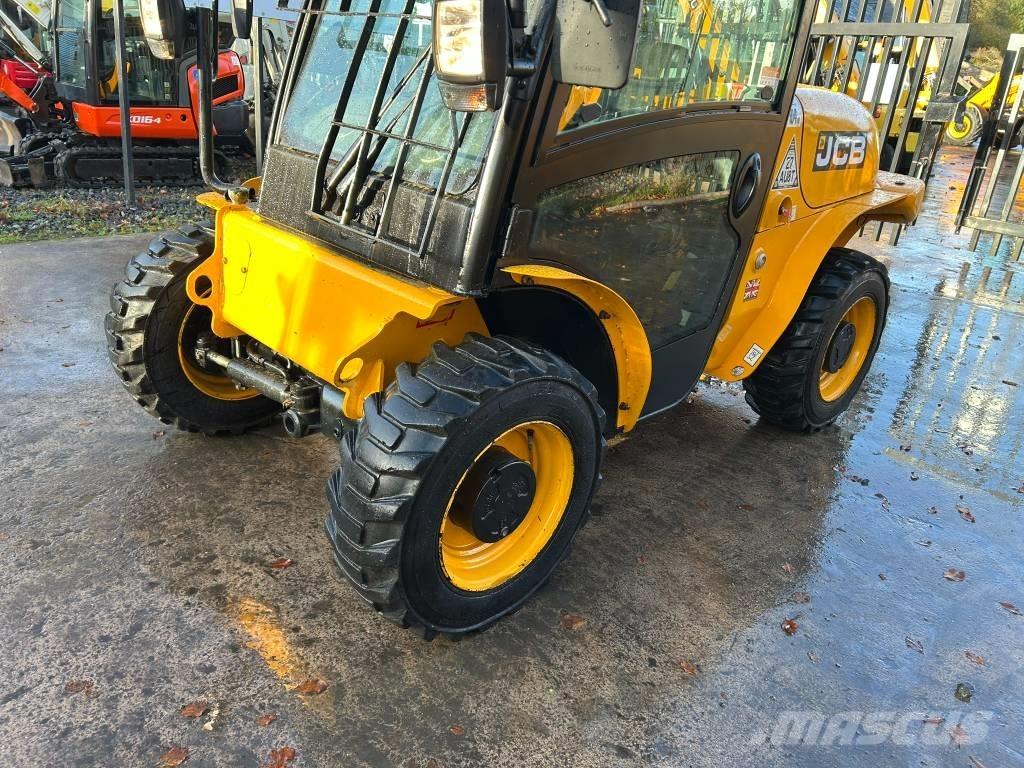 JCB 520-40 Sollevatori telescopici