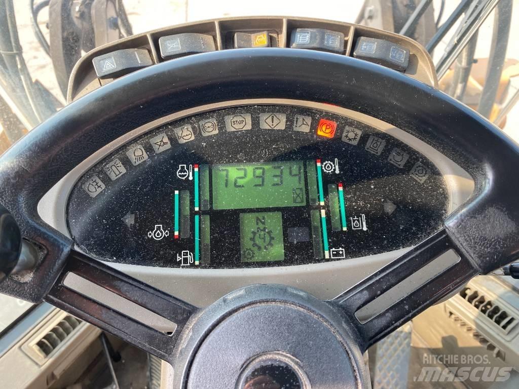 CASE 621 D XT Pale gommate