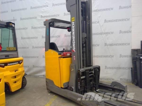 Jungheinrich ETV 325 Carrello retrattile