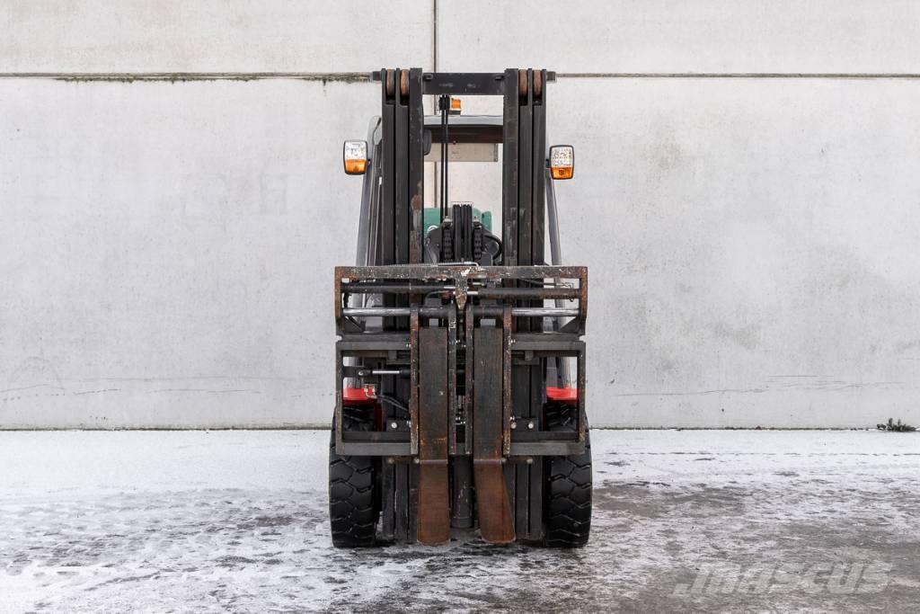 Manitou MI 35 G Carrelli elevatori GPL