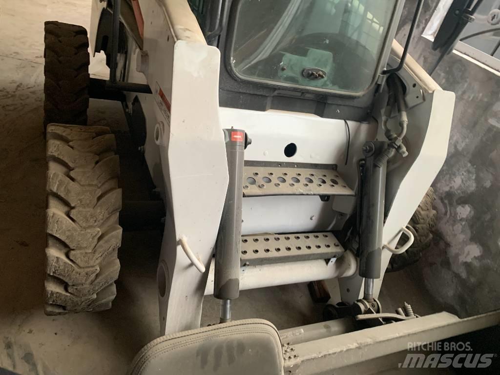 Bobcat S 300 Mini Pale Gommate