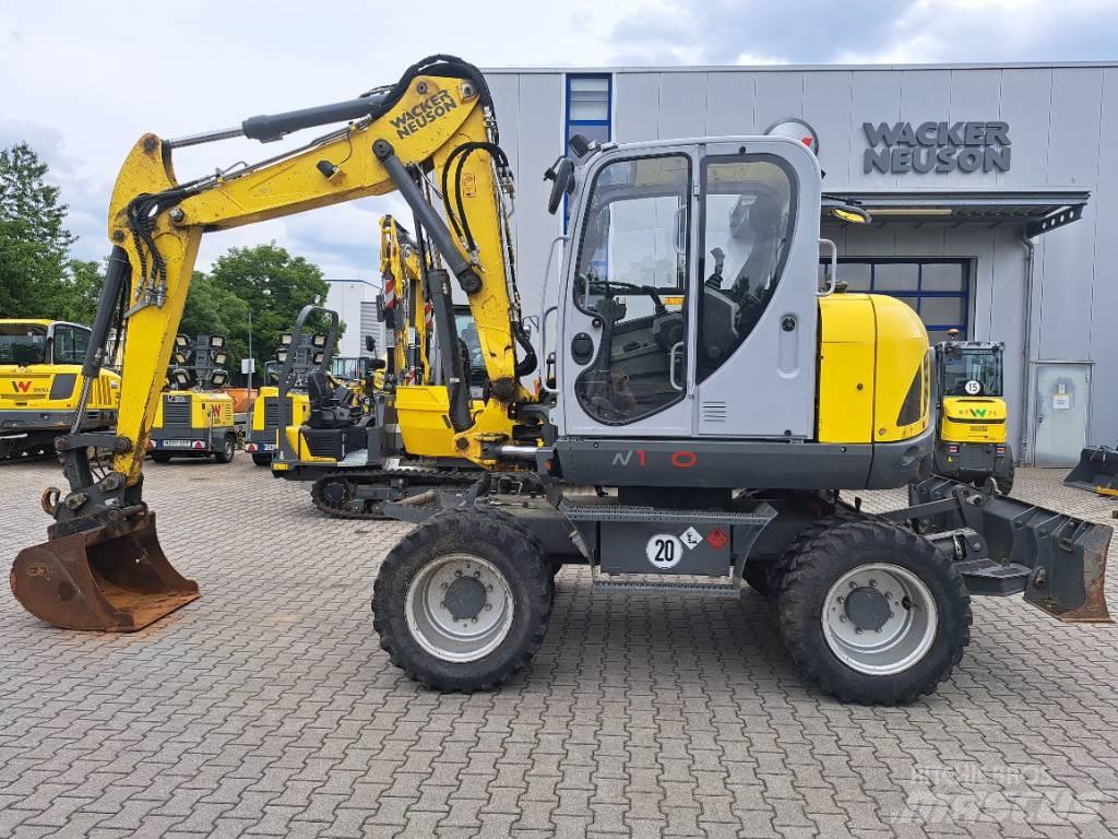 Wacker Neuson EW100 Escavatori gommati