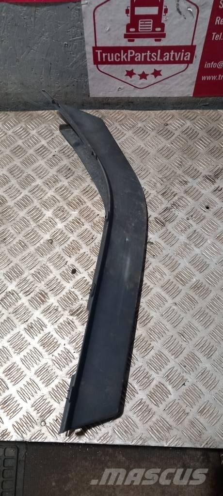 Scania 94 D.   1429393 Cabine e interni