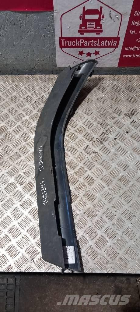 Scania 94 D.   1429393 Cabine e interni