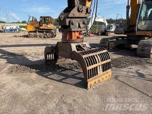 Liebherr R 906 LC Escavatori cingolati