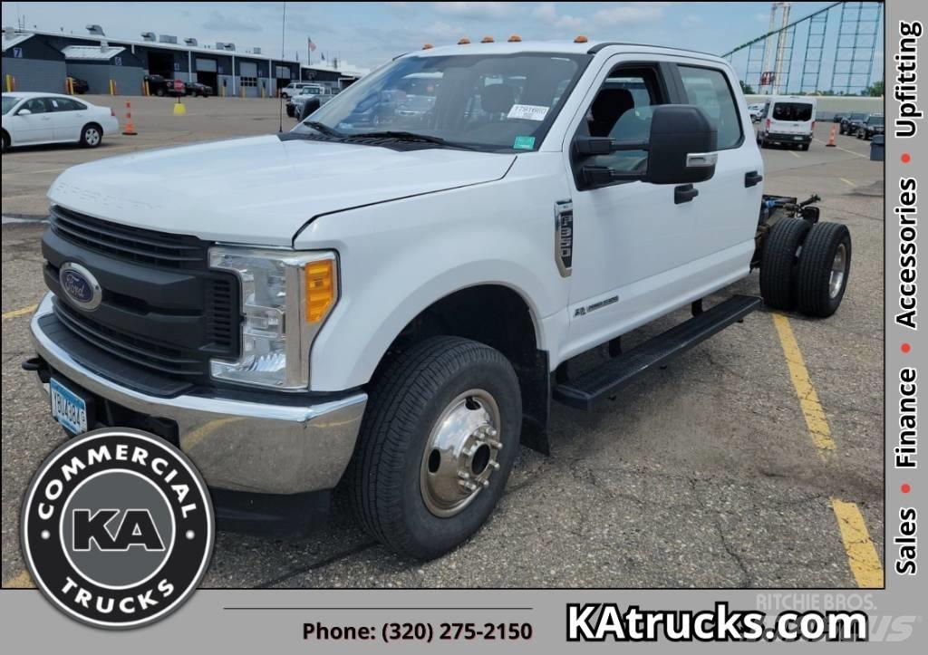 Ford F 350 XL SD Autocabinati