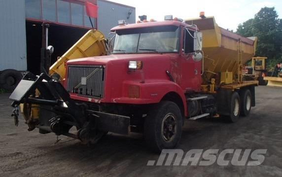 Volvo WG Lame spazzaneve e aratri