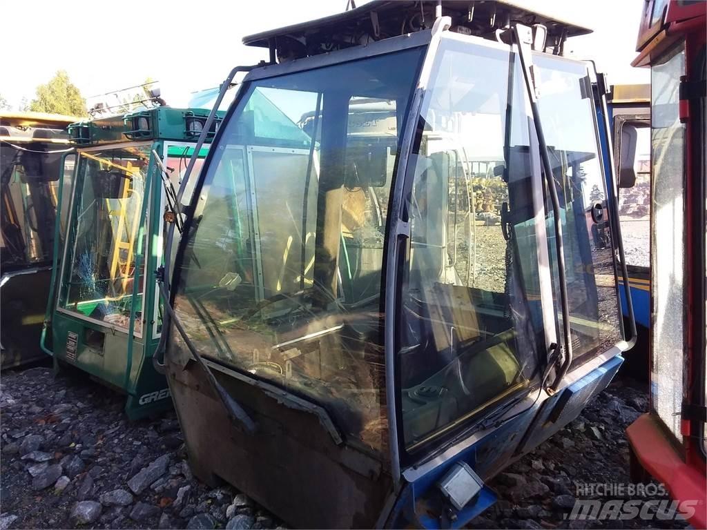 Rottne F18 Cabine e interni