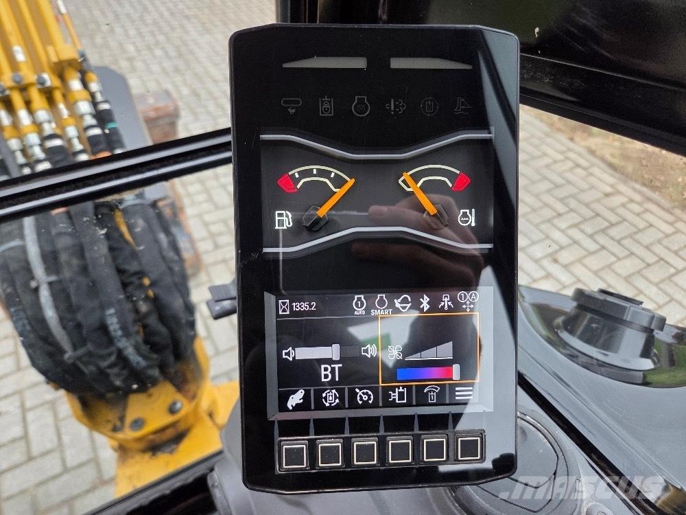 CAT 302.7CR Miniescavatori