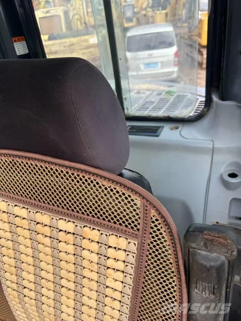 Komatsu PC 128 US Escavatori cingolati