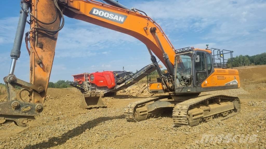 Doosan DX 380 LC - 7 Escavatori cingolati