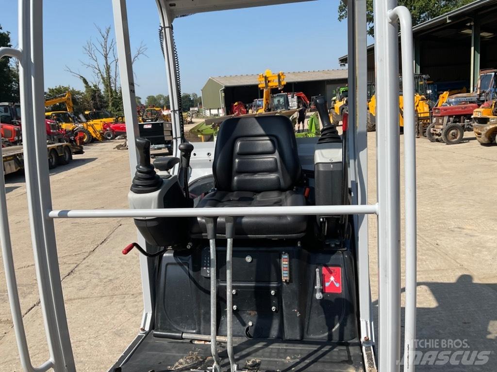 Wacker Neuson ET 16 Miniescavatori
