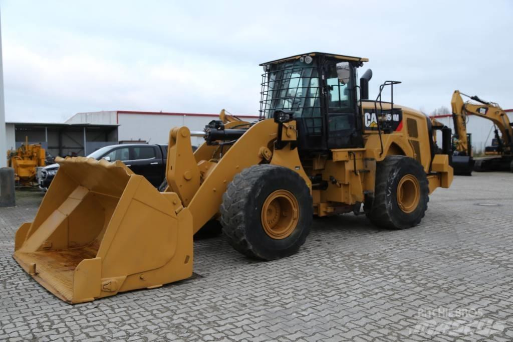 CAT 950M Pale gommate